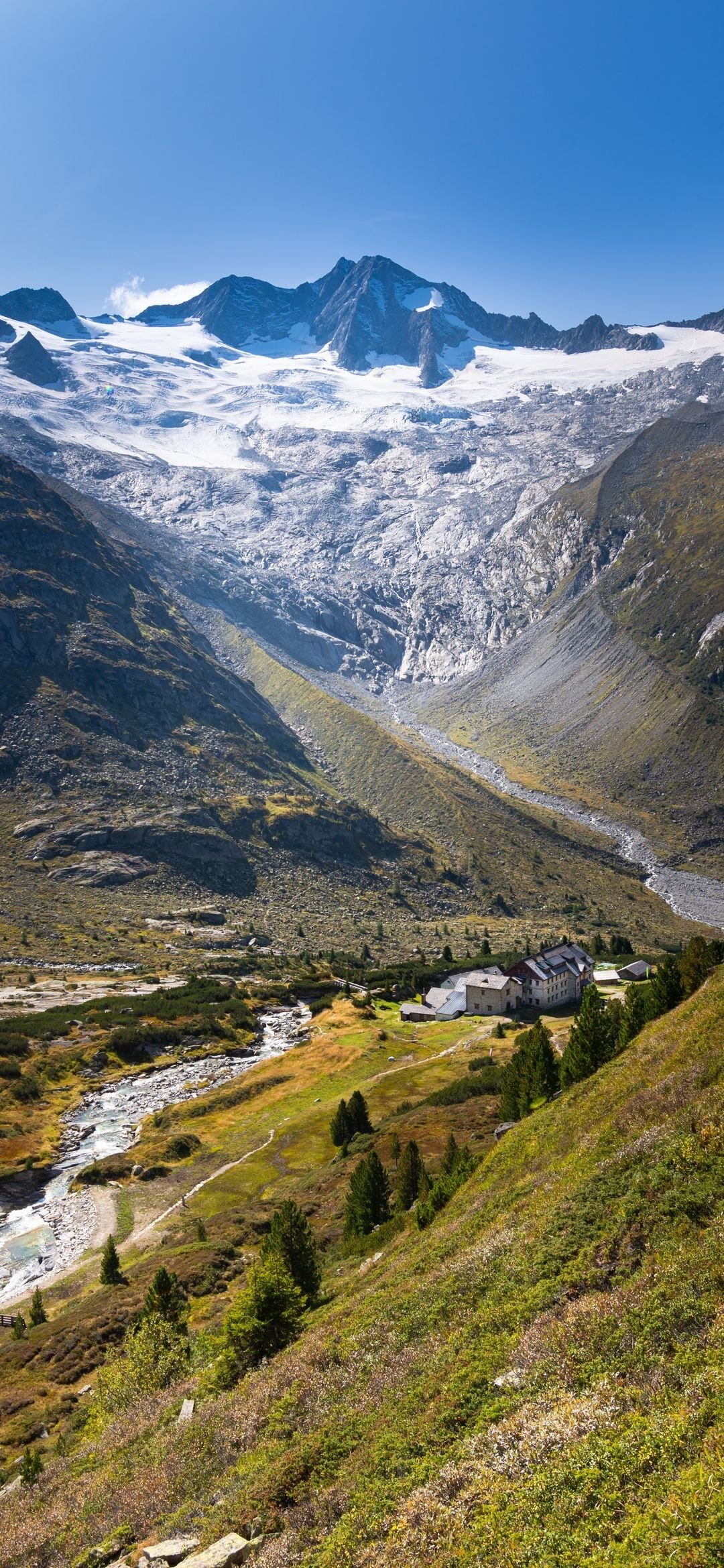 Majestic Snowy Mountain Valley Download Wallpapers