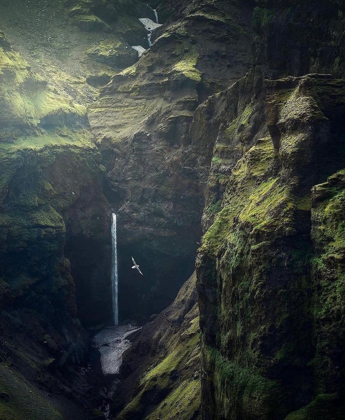 Mountain waterfall Download Wallpapers