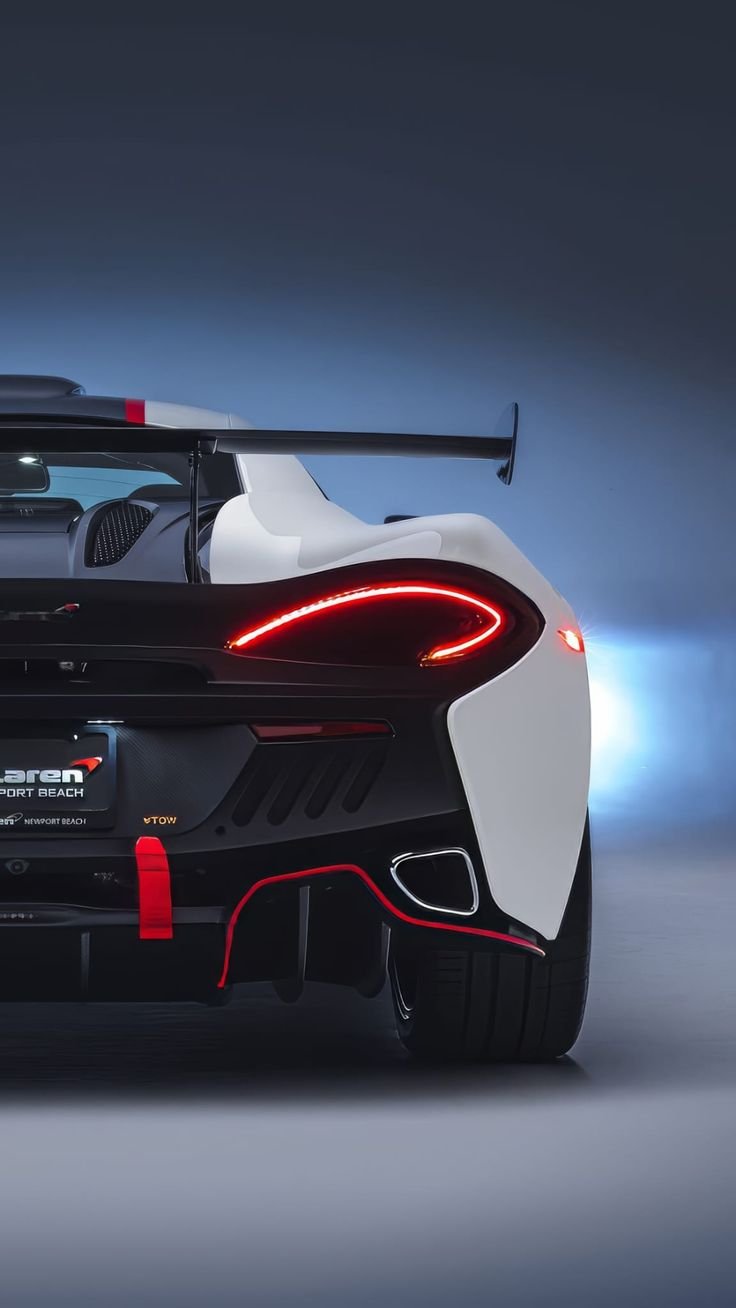 Sports car Wallpaper